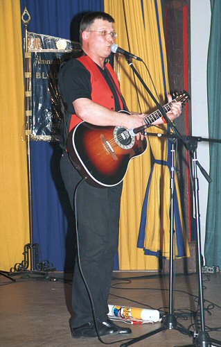 KG Blau-Gold - Prunksitzung 2004