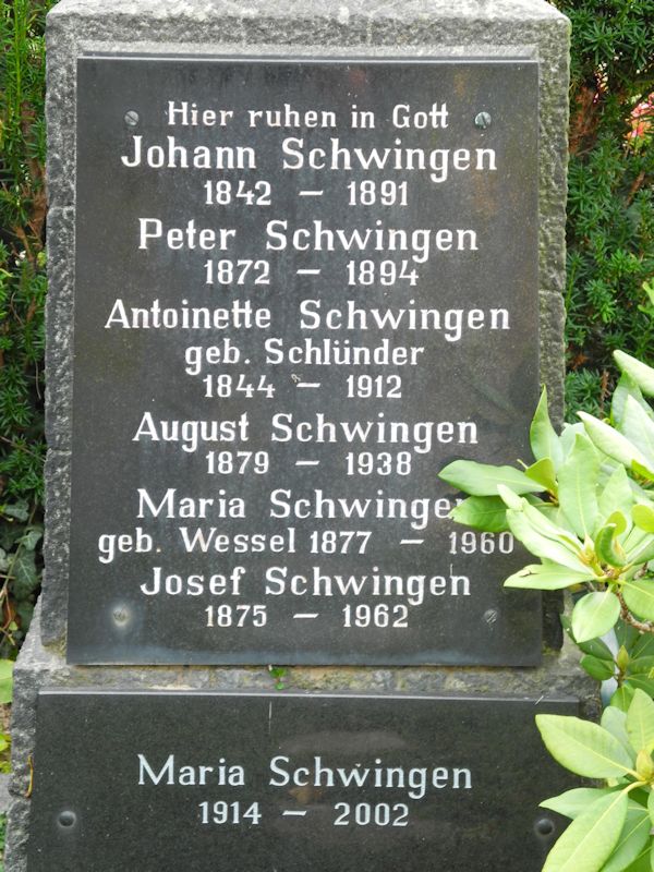 Der Grabstein der Familie von Maria Elisabeth Schwingen auf dem Muffendorfer Friedhof